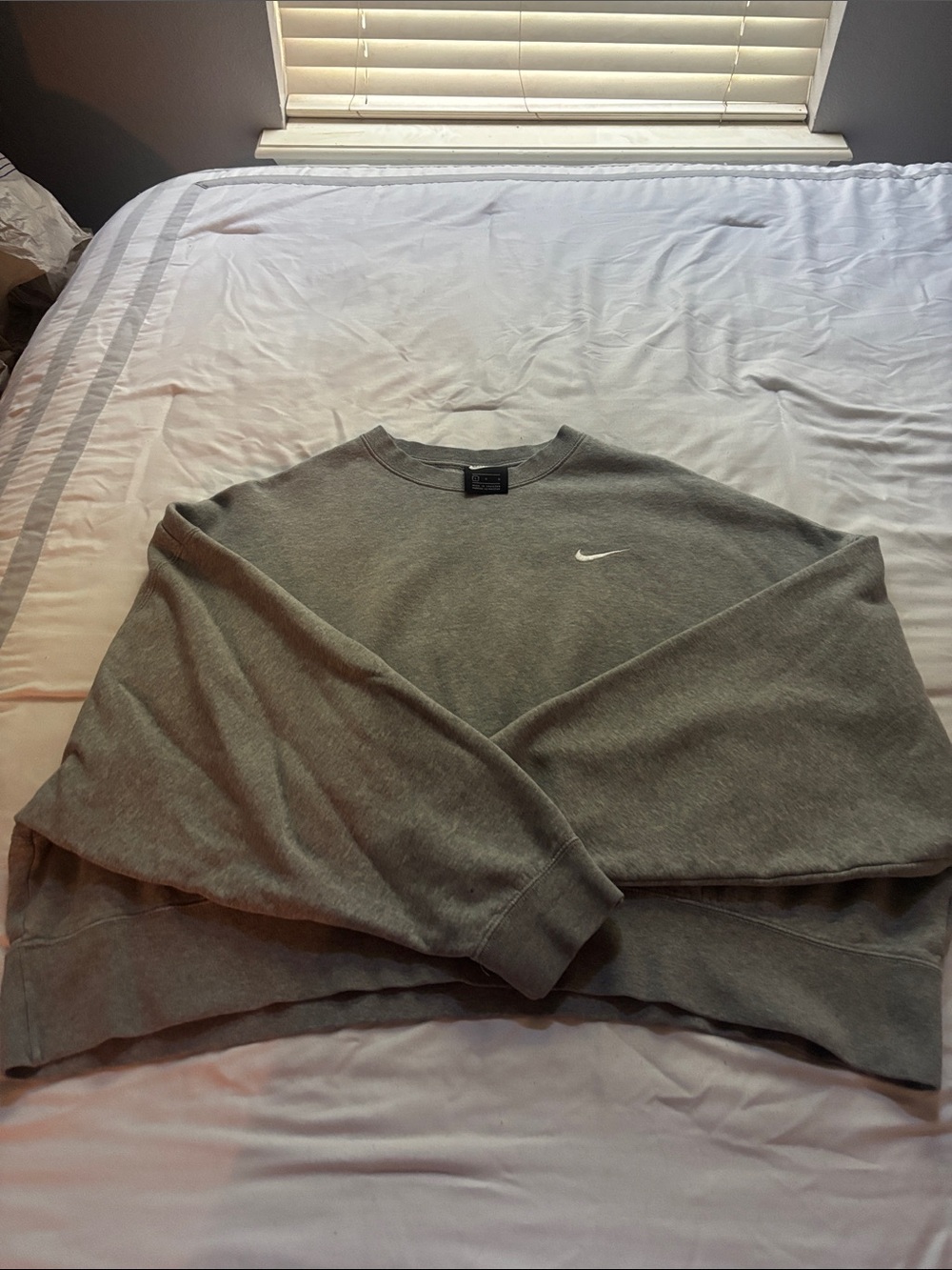 Nike Men's Crewneck Sweatshirt in Olive